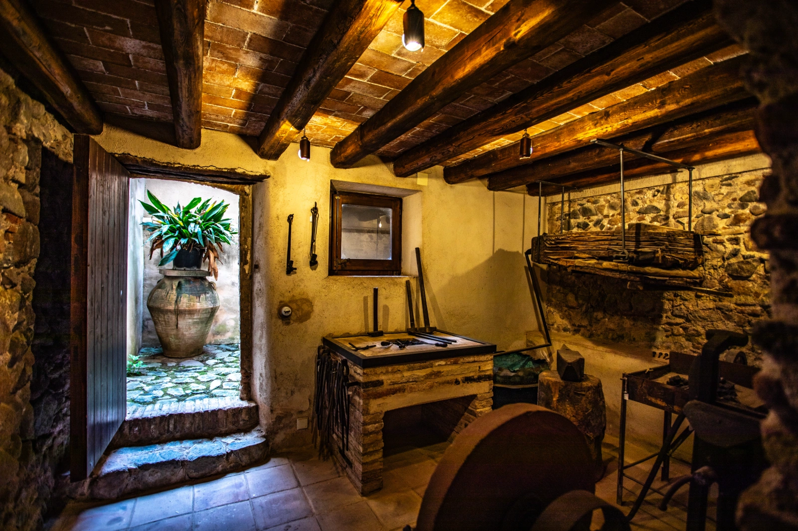 casa pairal gaudi