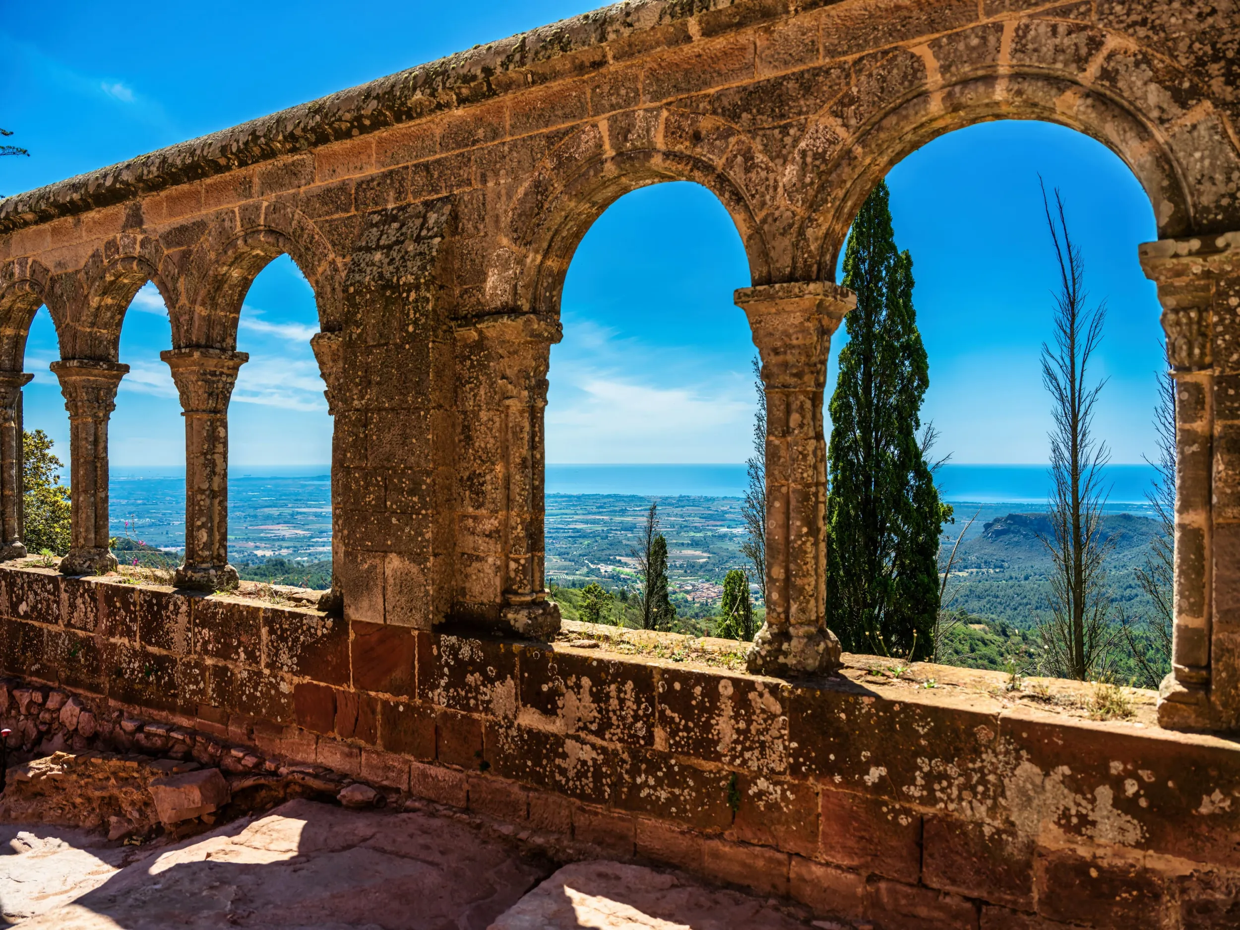 arcos Escornalbou