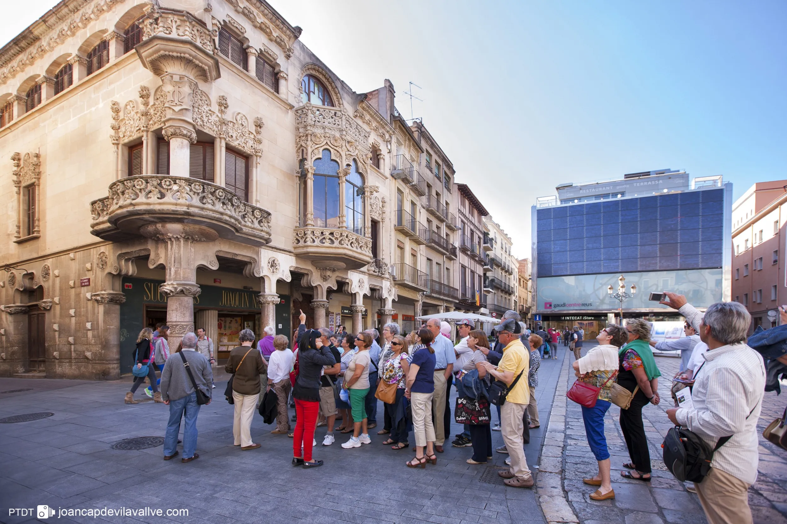 casa navas y visitantes